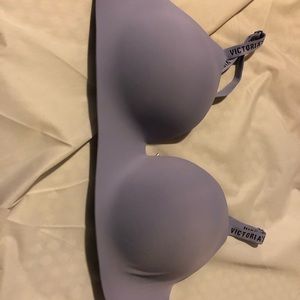 LAST CHANCE! Victoria’s Secret wireless bra